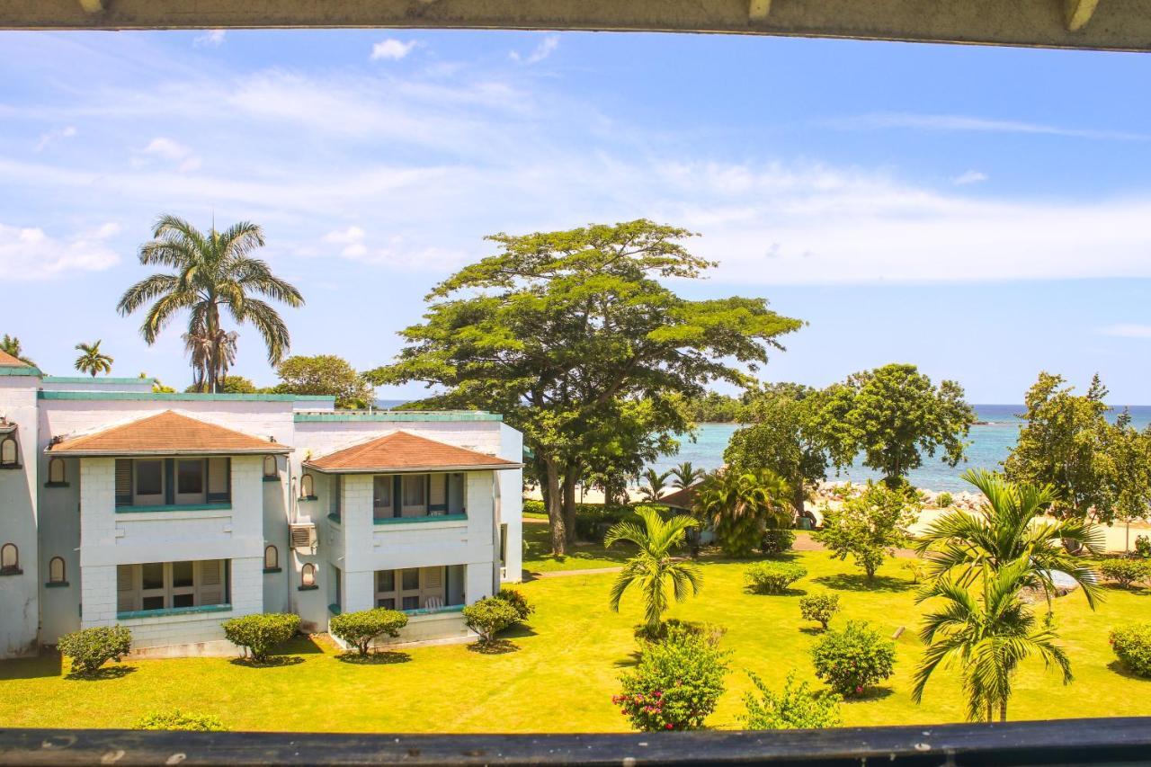 Tropical Beach Studio-Point Village Negril Exterior photo